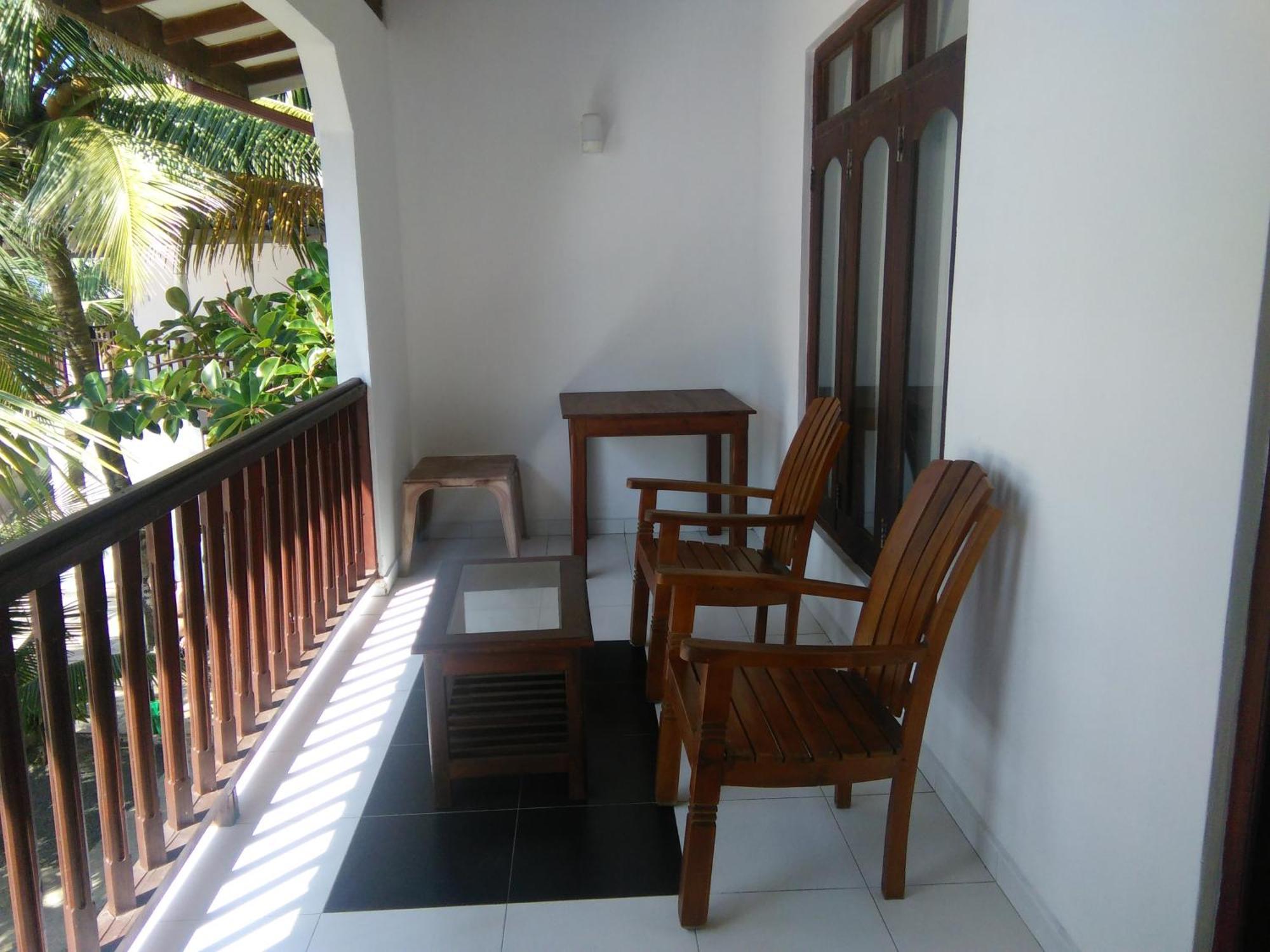 Rainbow Surf Beach Hotel Koggala Quarto foto